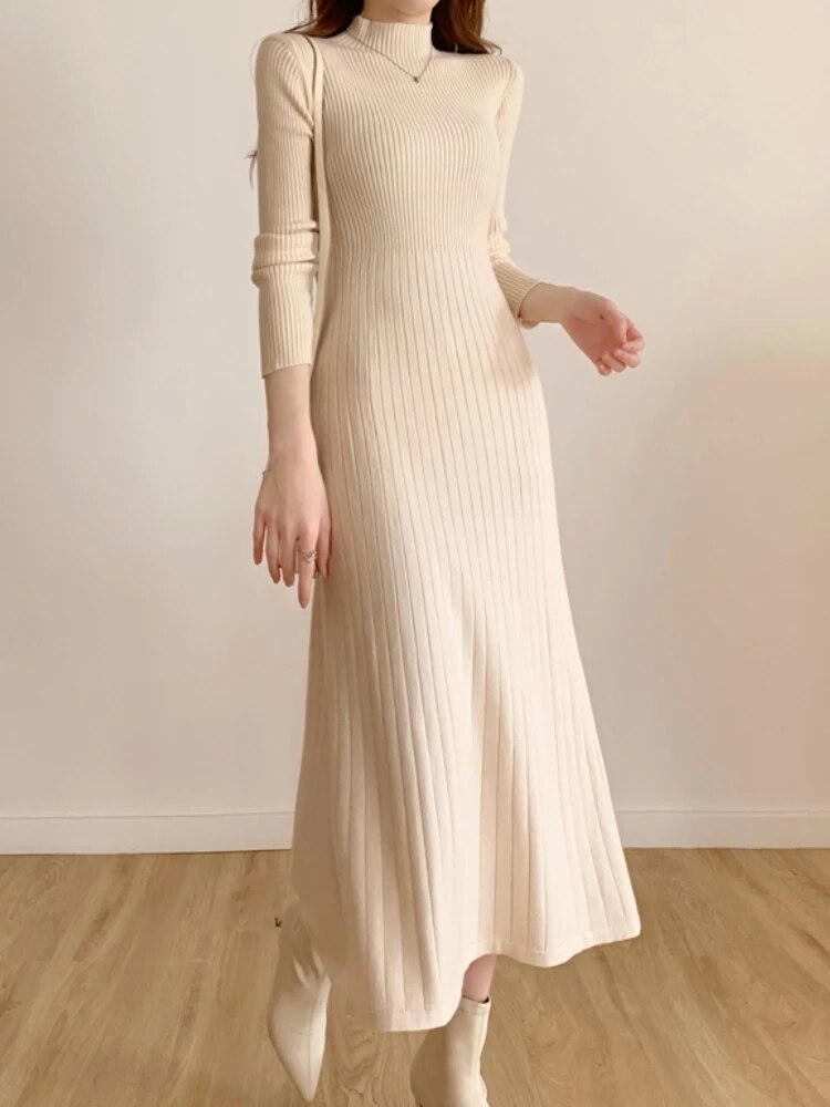 LONG SLEEVE KNITTED DRESS